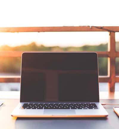 how to start an expat blog