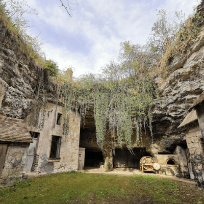 haunted photos france