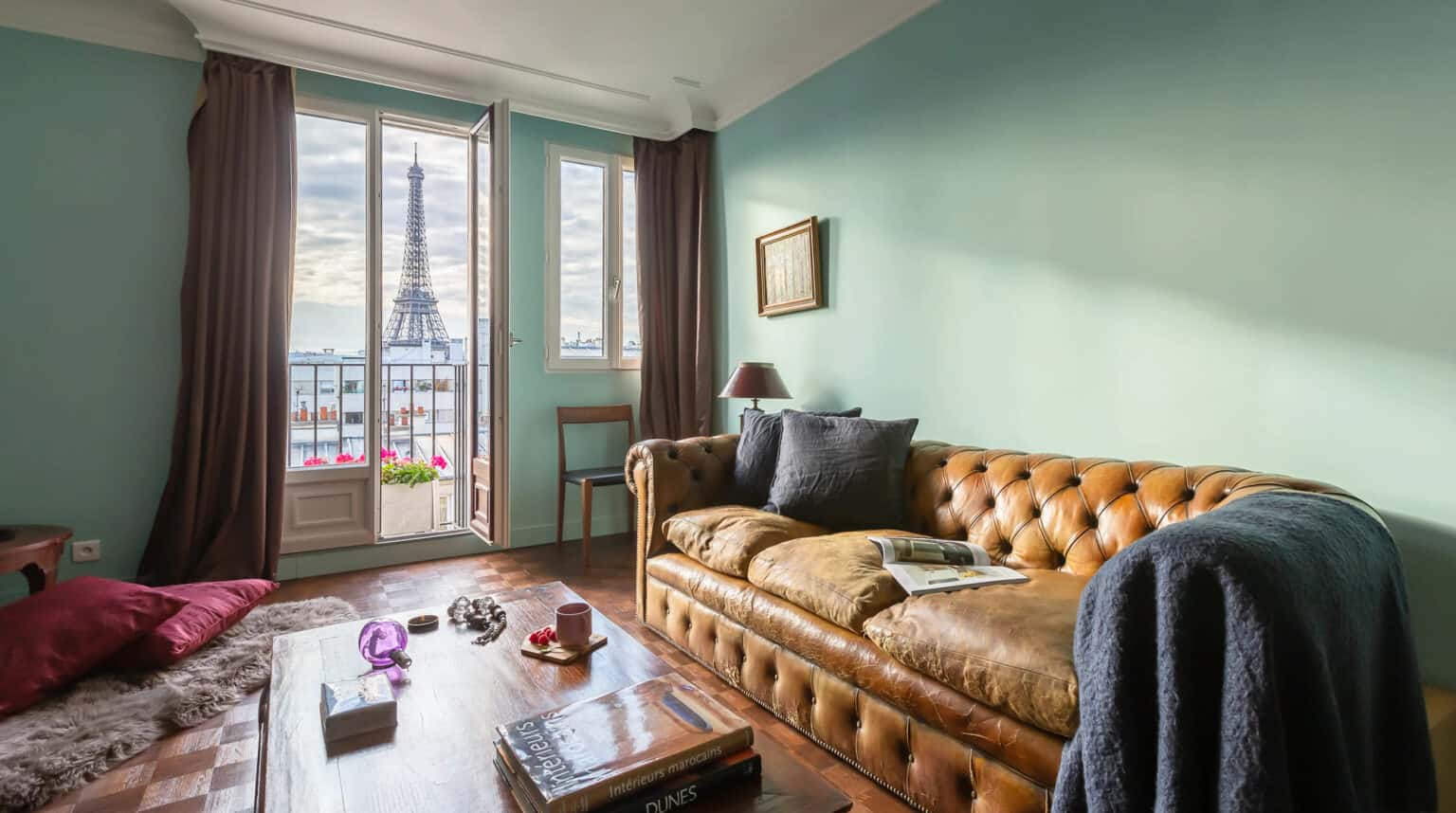 MUSTSEE Plum Guide Paris apartments for your next trip!