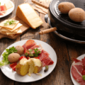 how do you use a raclette grill